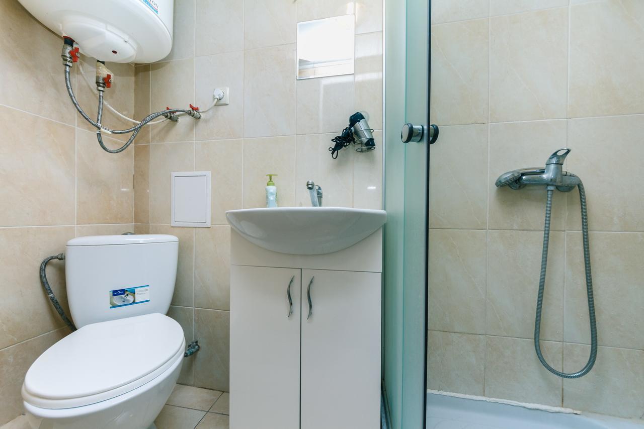 Small Room Near Independence Square Kiew Exterior foto